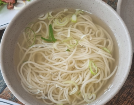 돈대비빔국수 이미지