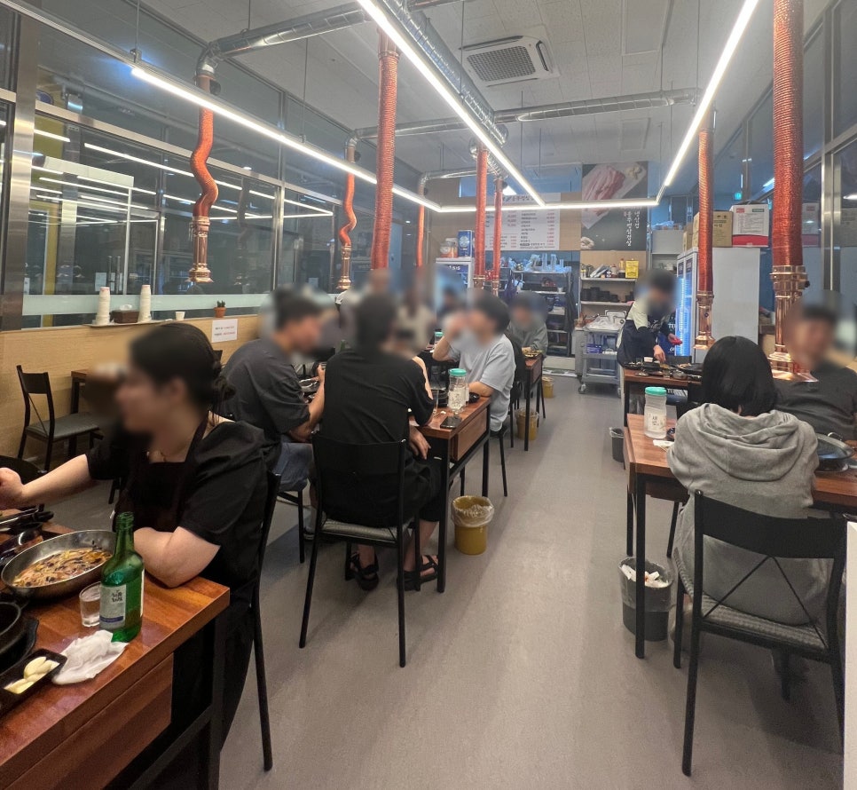 초롱꽃솥뚜껑삼겹살 이미지