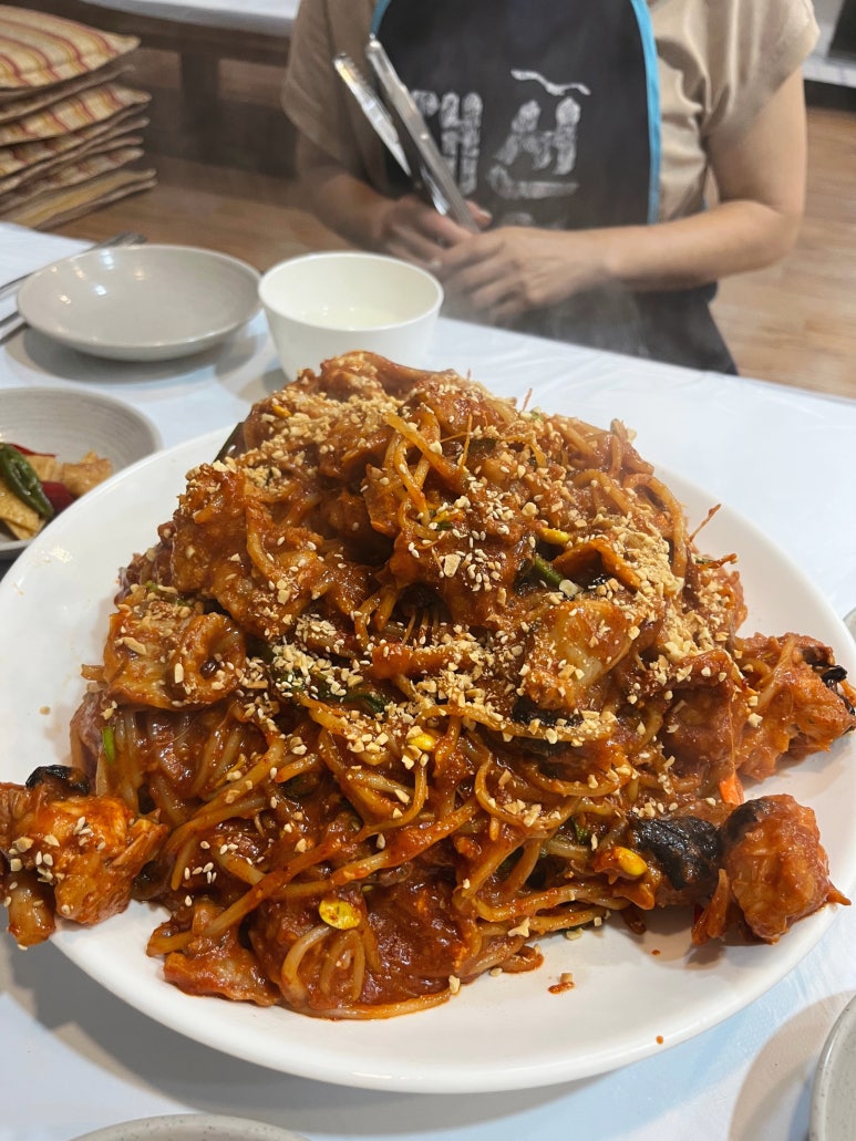 함지박해물아구찜 이미지