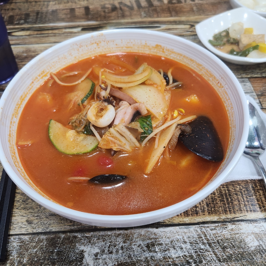 현경나인원 이미지