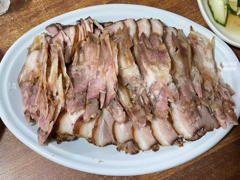 장춘족발 이미지