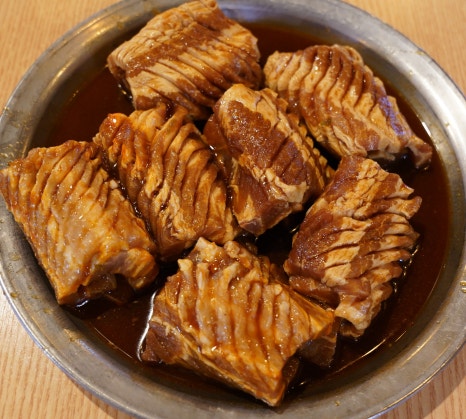 돈돈멍석숯불갈비 이미지