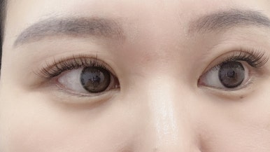 반해속눈썹 이미지
