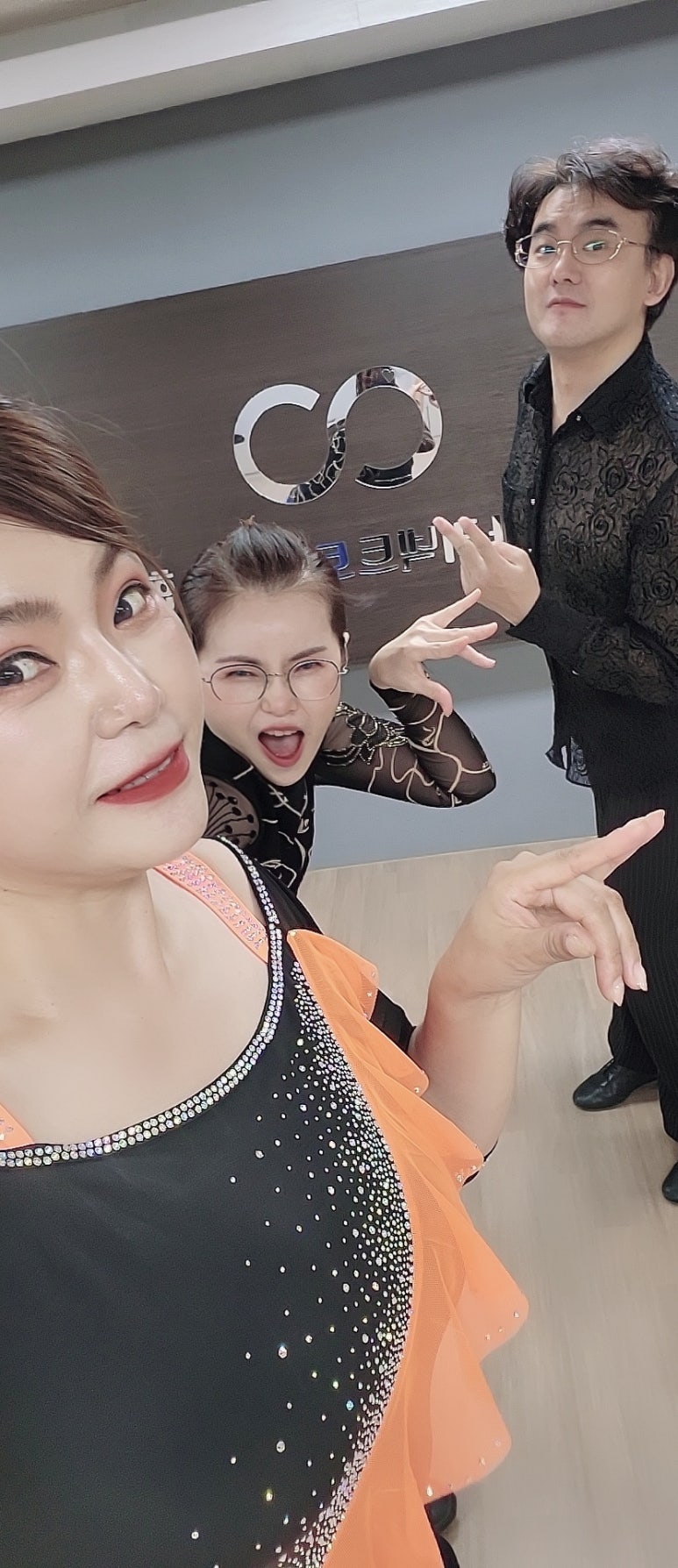토탈 댄스스포츠 이미지