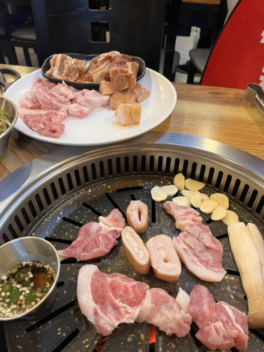기막힌뒷고기대잠점 이미지