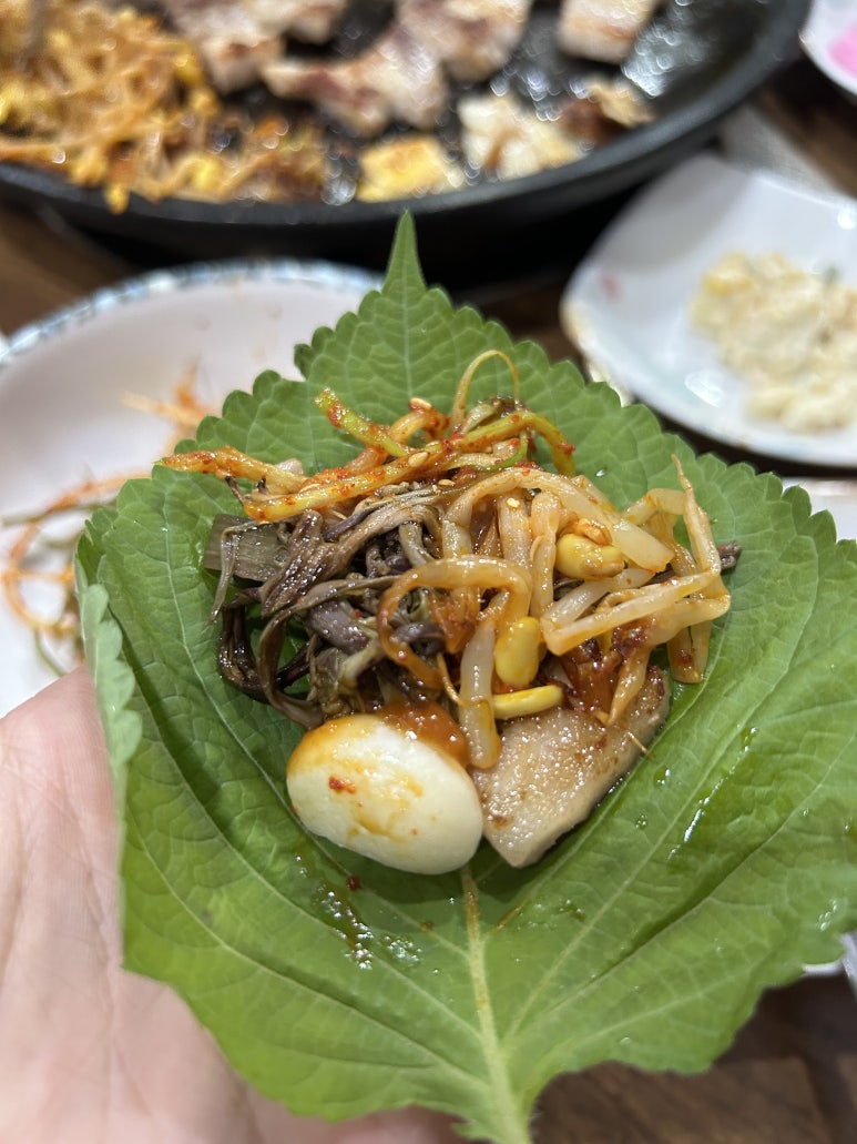 장터솥뚜껑삼겹살 권선시장점 사진 6