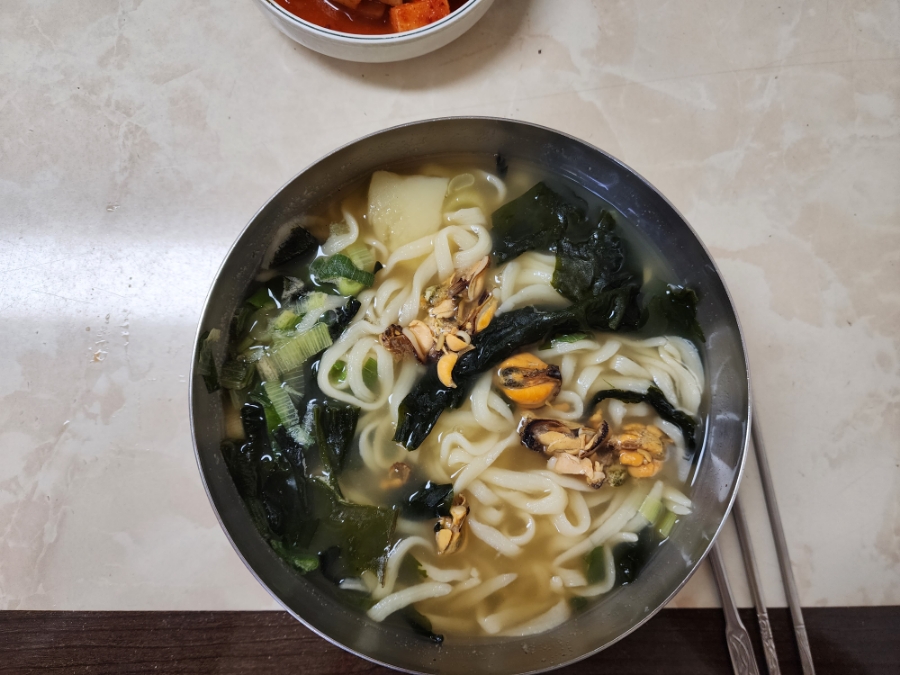 사천촌국수 이미지