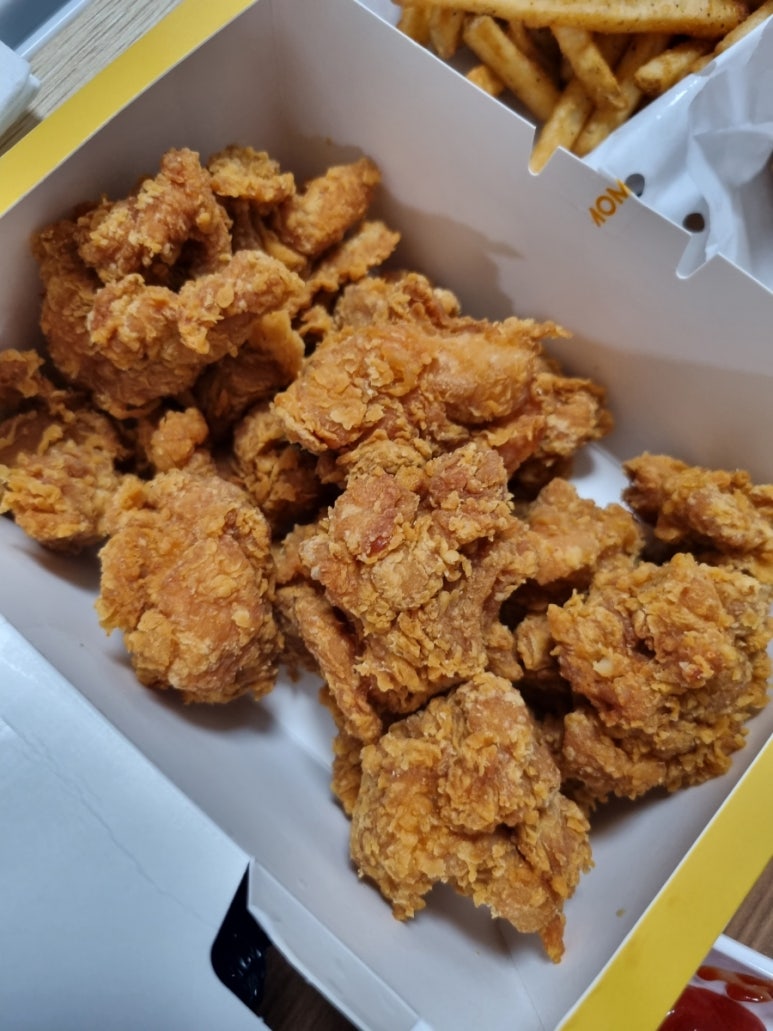 맘스터치경북대점 이미지