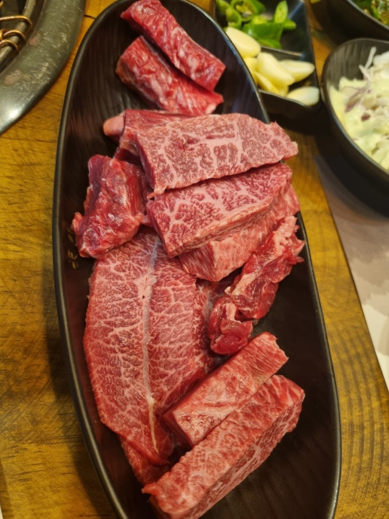 천우한우암소 이미지