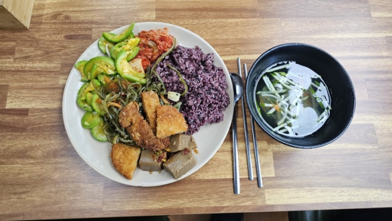 수랏간한식뷔페 이미지