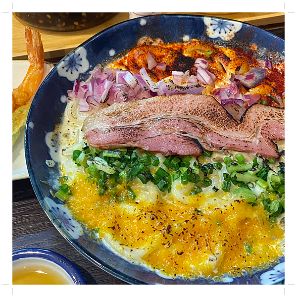 요미우돈교자 이미지
