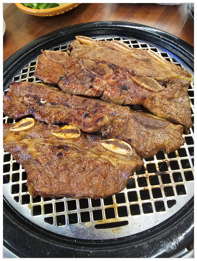 수제숯불양념갈비 이미지