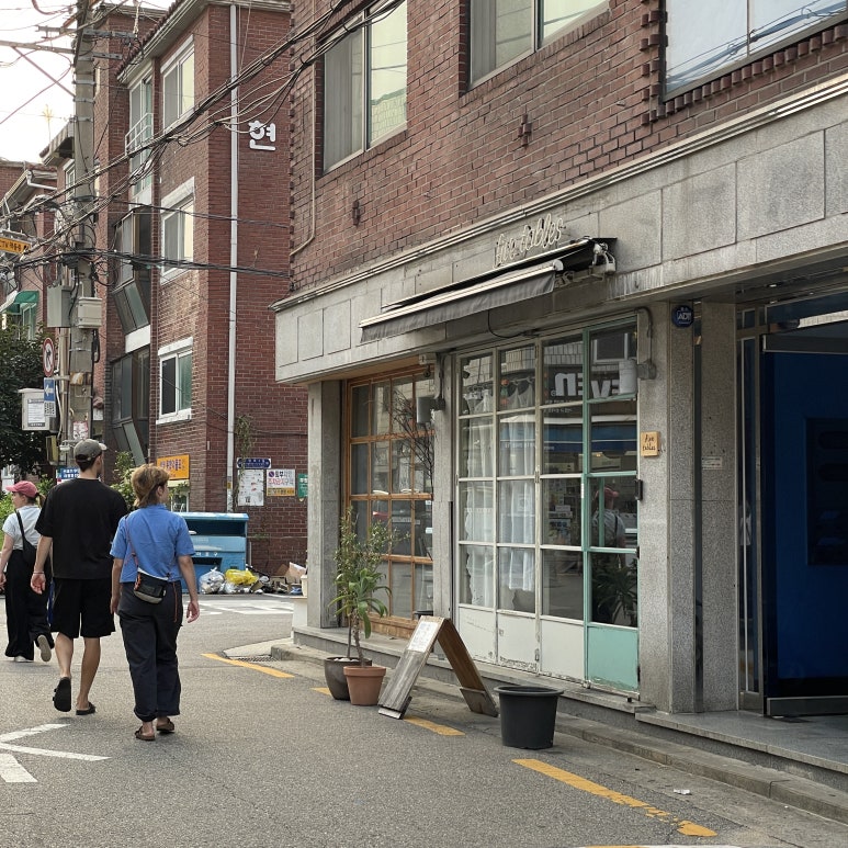어거스트바이브 이미지