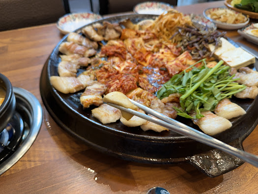 꿀꺽삼겹 이미지