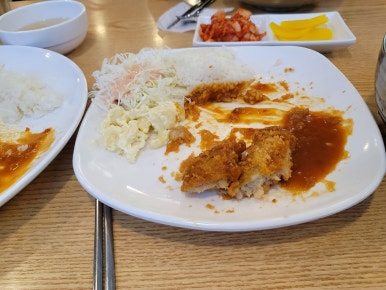 왕돈까스왕냉면 이미지