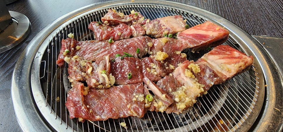 바른고기 숯불양념갈비 이미지