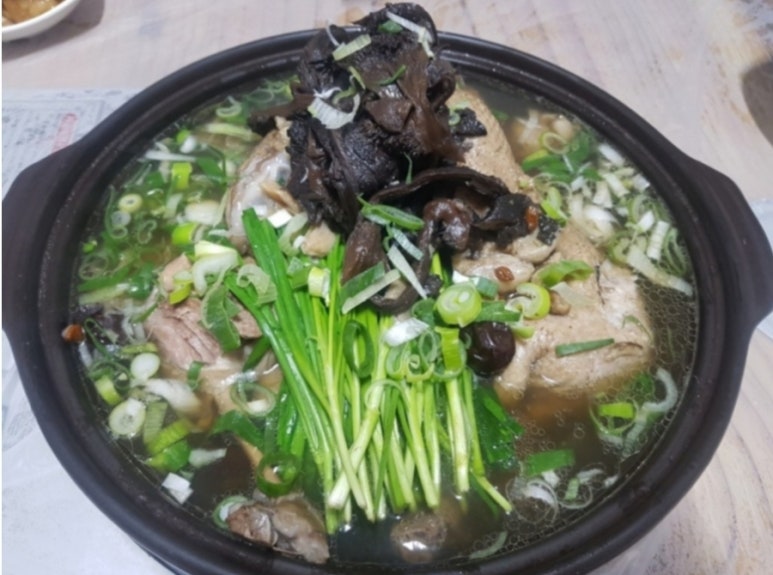 나븐들닭칼국수 이미지