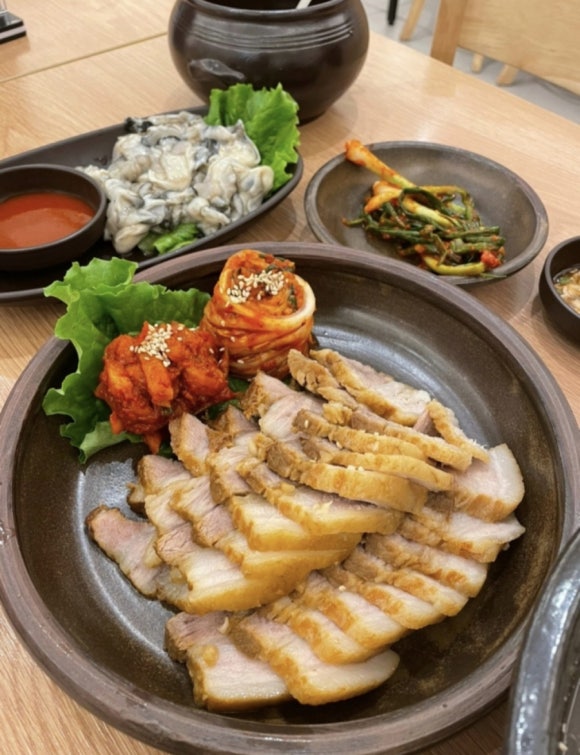 전통항아리보쌈 이미지