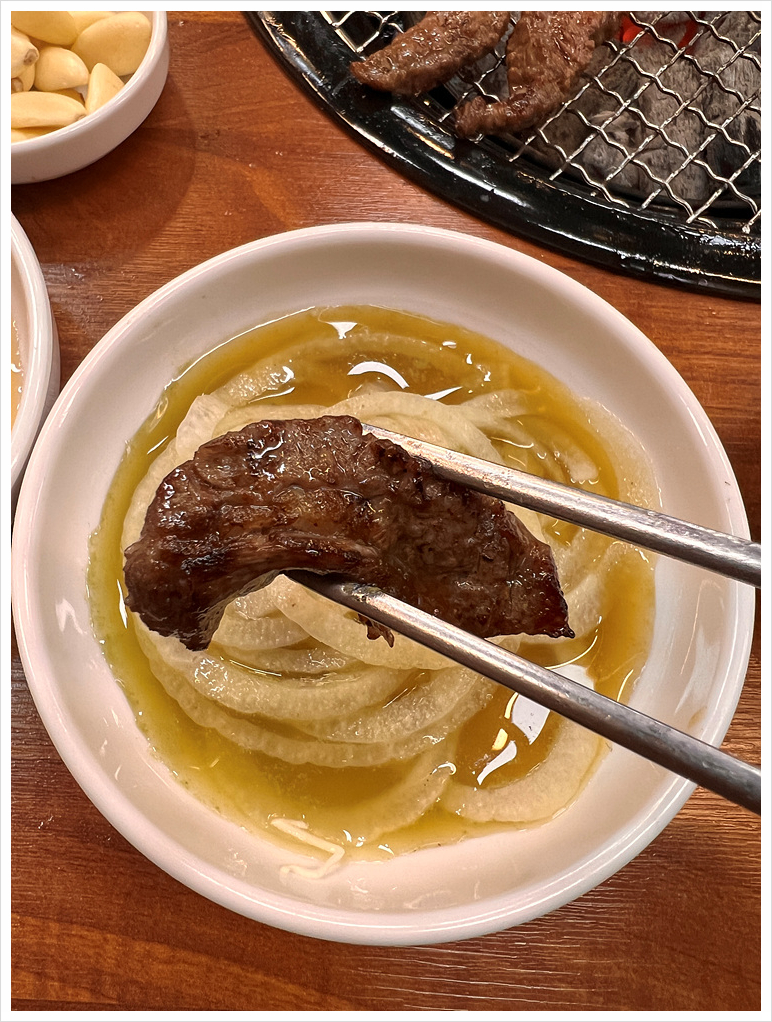 청년장어 이미지