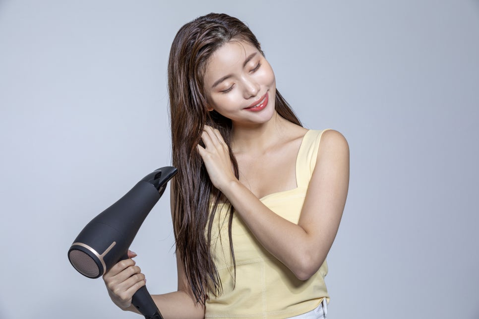 머리하는손 이미지