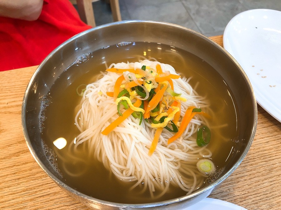 멸치국수 이미지
