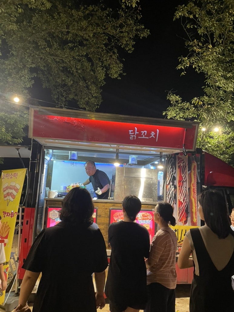 팔공닭꼬치 이미지