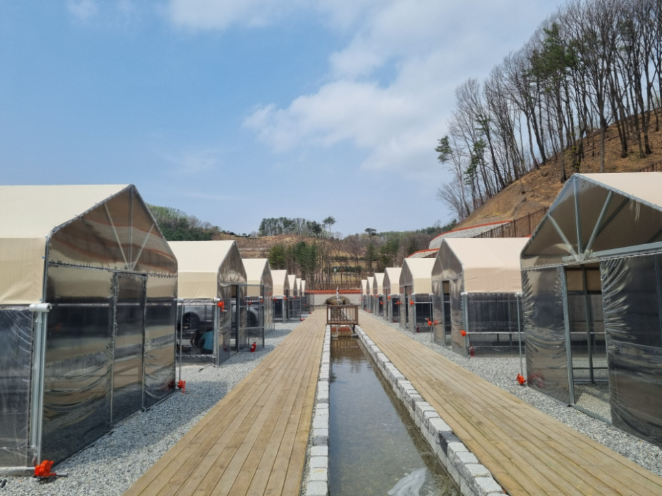트멍 캠핑장 이미지