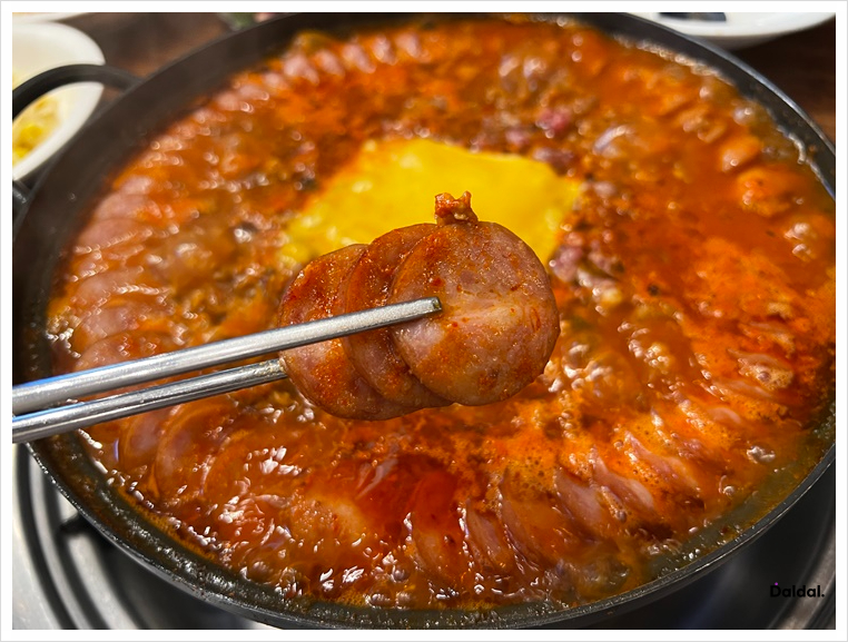 돌부대찌개 이미지