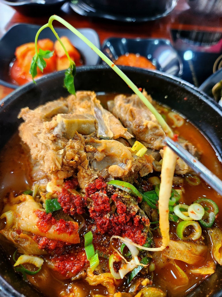 인생친구 365일 감자탕 이미지