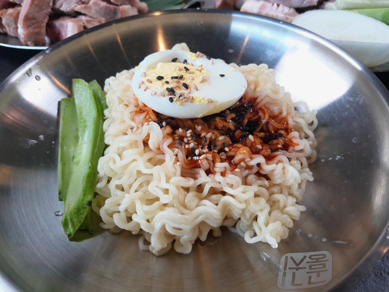 고기뭉치 이미지