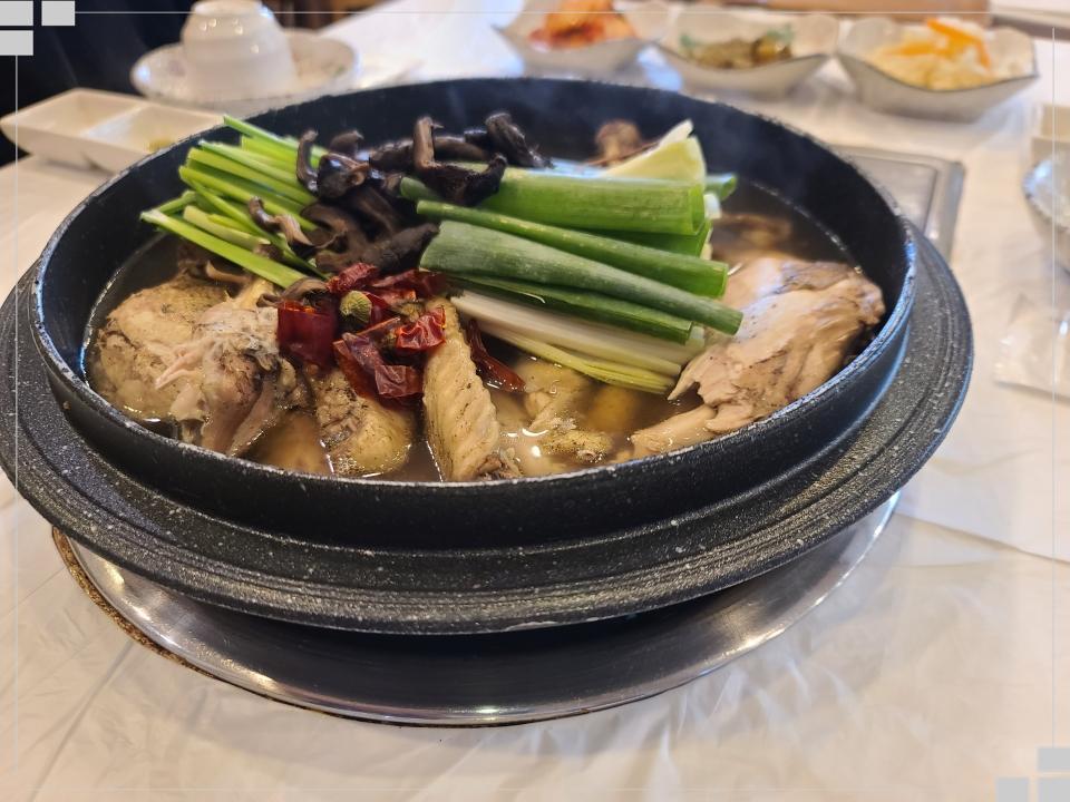 황제곰탕 이미지