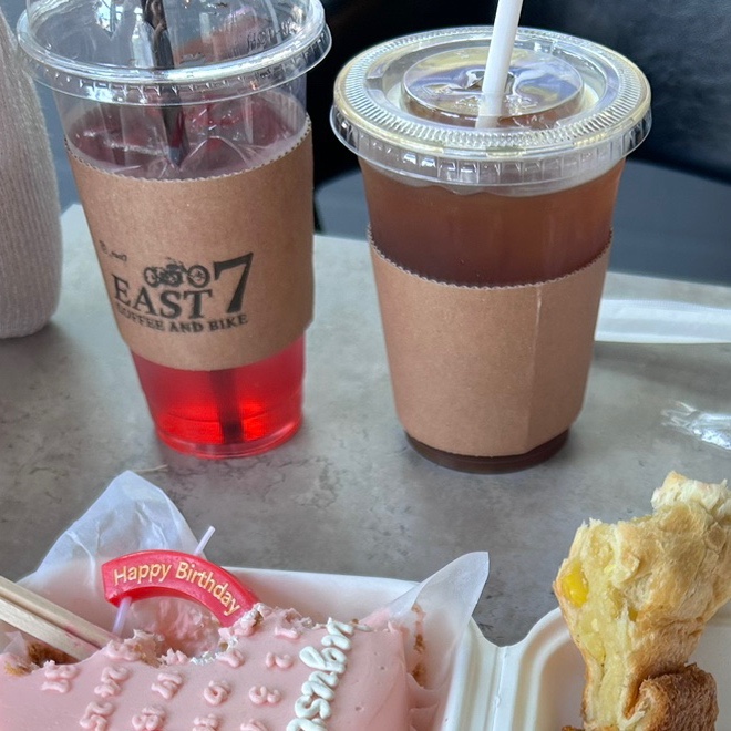 쎄븐이스트 이미지