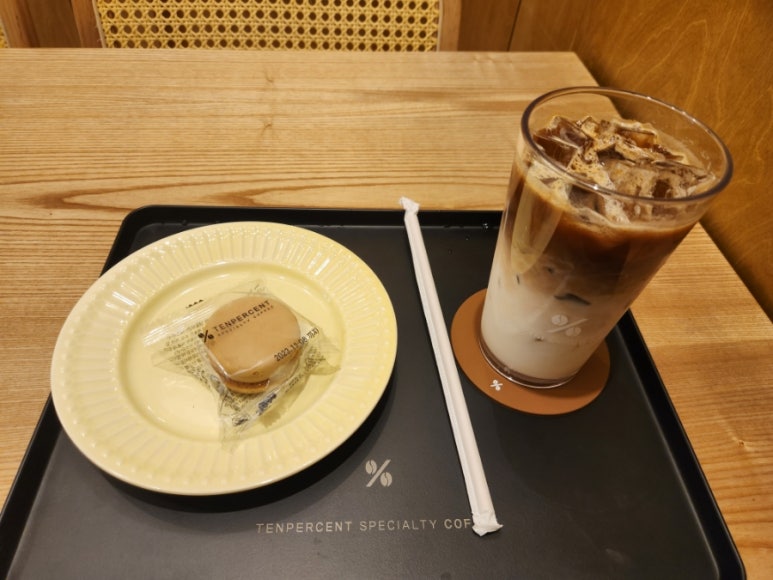 텐퍼센트커피자이점 이미지