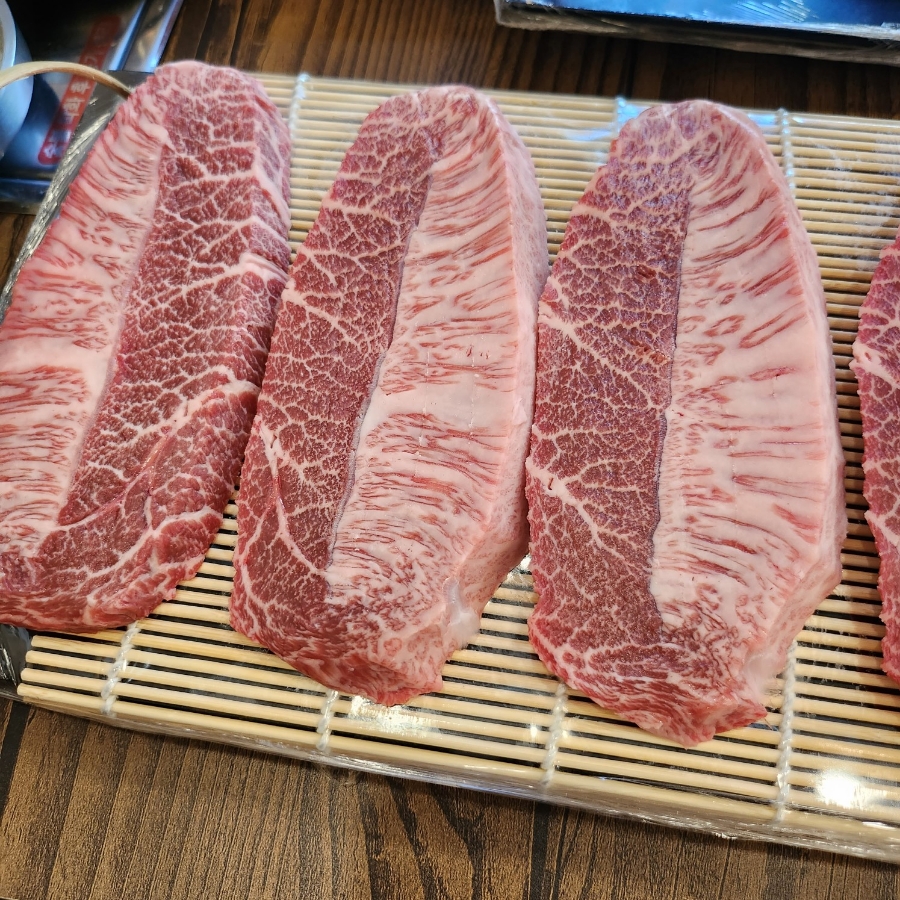 삼봉한우정육식당 이미지