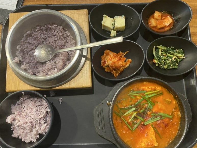 신촌충무김밥 이미지