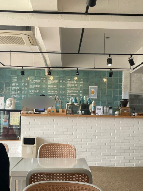 카페인민박 이미지
