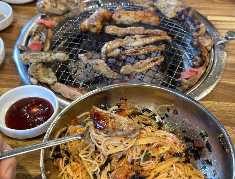 38선넘은짱닭 효자점 이미지