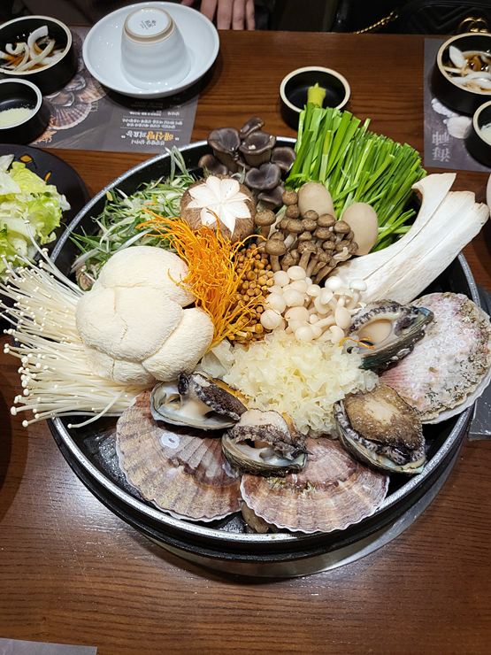 심마니약초한방백숙 이미지