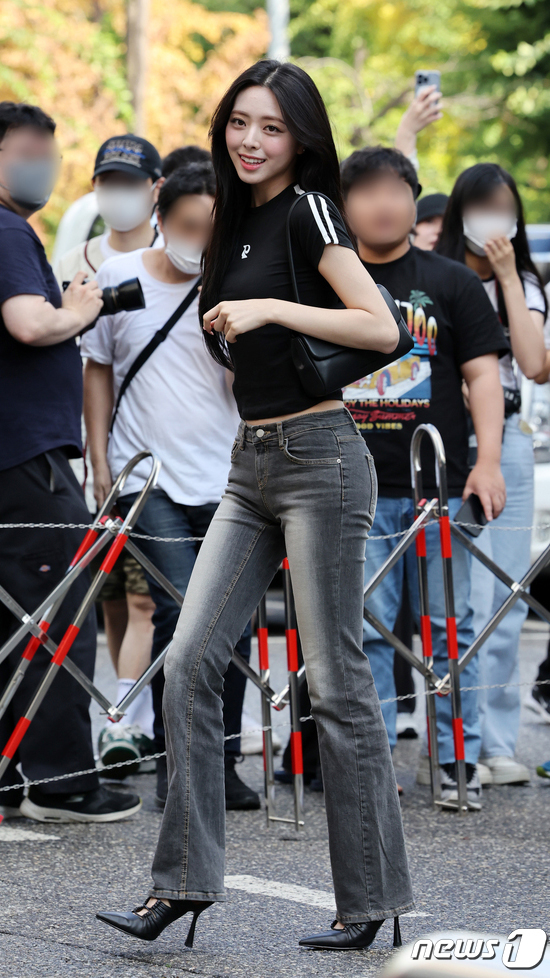 유나앤 이미지