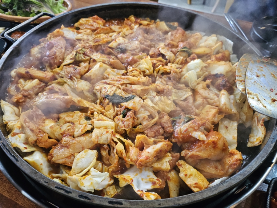 춘천닭갈비&꽃삼겹 사진 8