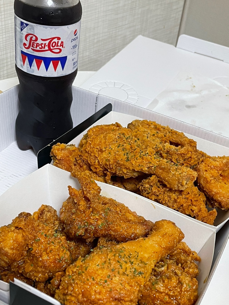 큰손1치킨2피자 대구율하점 이미지