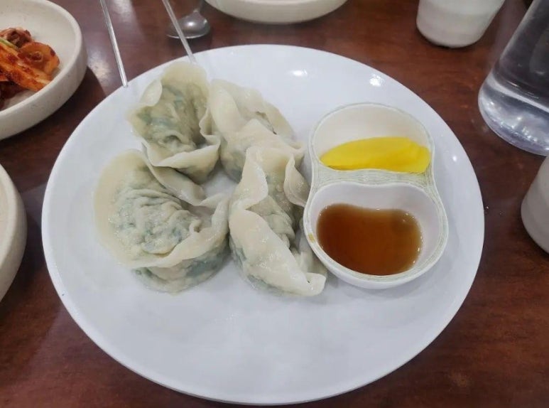 우리집왕만두바지락칼국수 이미지