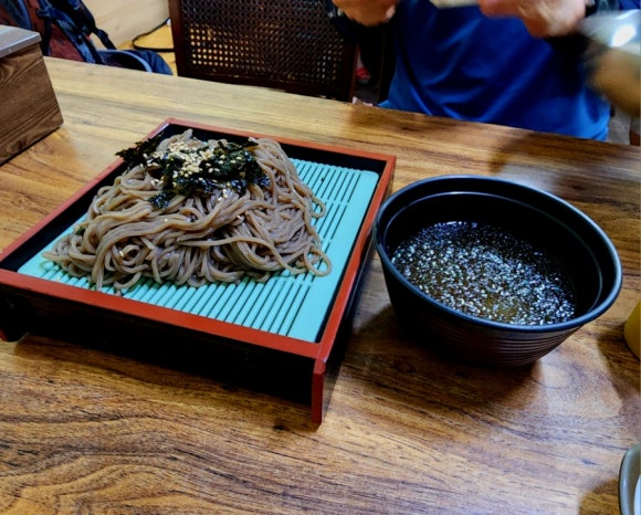 이조모밀 이미지