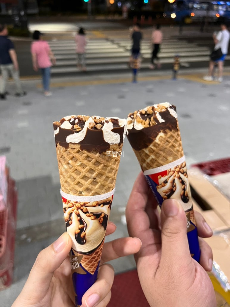 월드튀김김밥 이미지