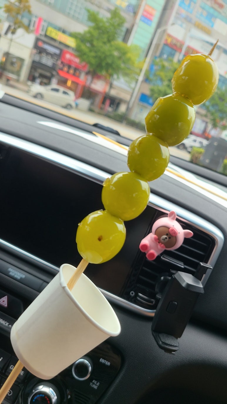 아삭팡팡탕후루 이미지