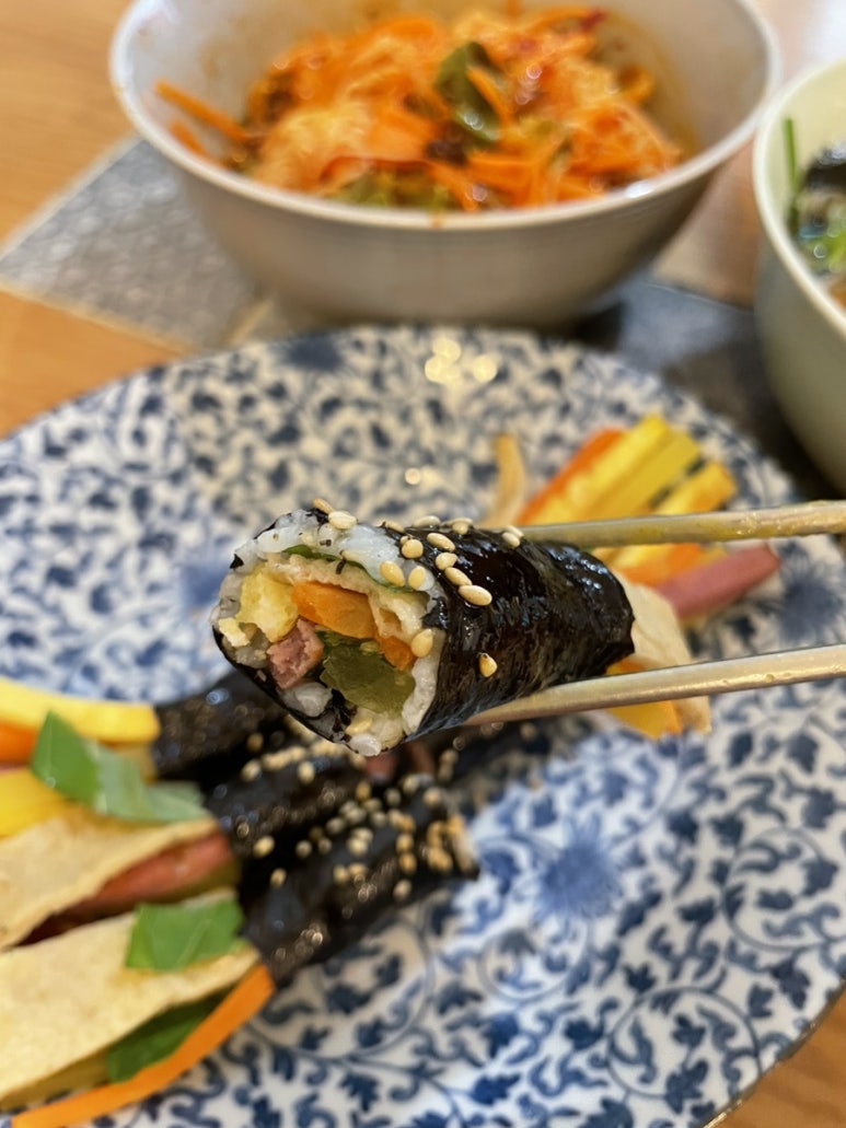어른이 되고 싶은 꼬마김밥 이미지