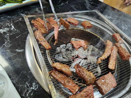 일품고깃간 이미지