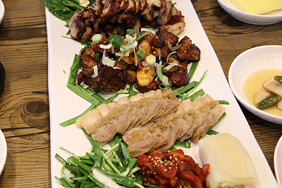 청와삼대족발;보쌈;칼국수 이미지