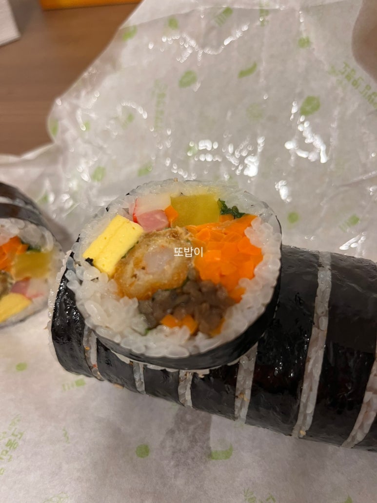 월드튀김김밥 이미지