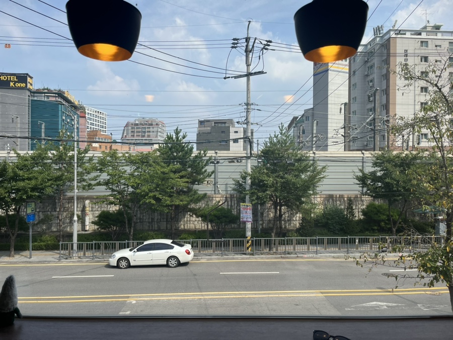 카페우유(cafeOO:U) 이미지
